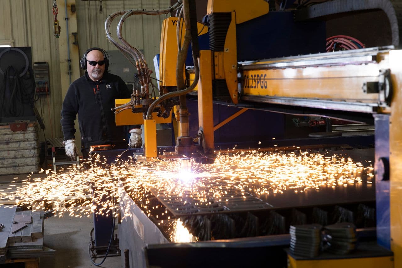 steel-cutting-workshop